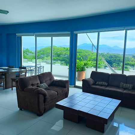 La Loma Suites Икстапа Екстериор снимка