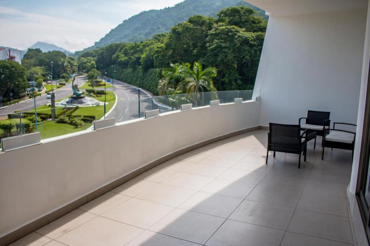 La Loma Suites Икстапа Екстериор снимка