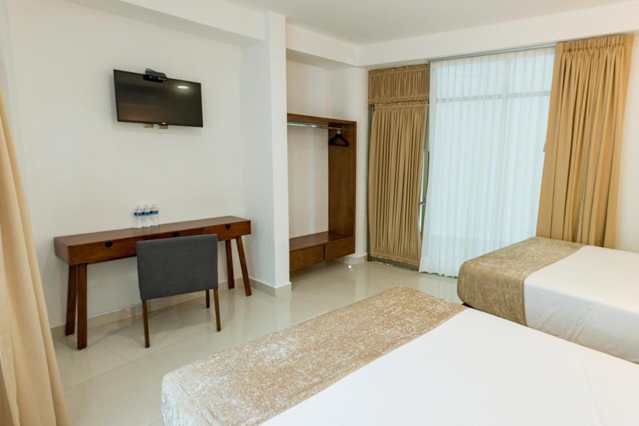 La Loma Suites Икстапа Екстериор снимка