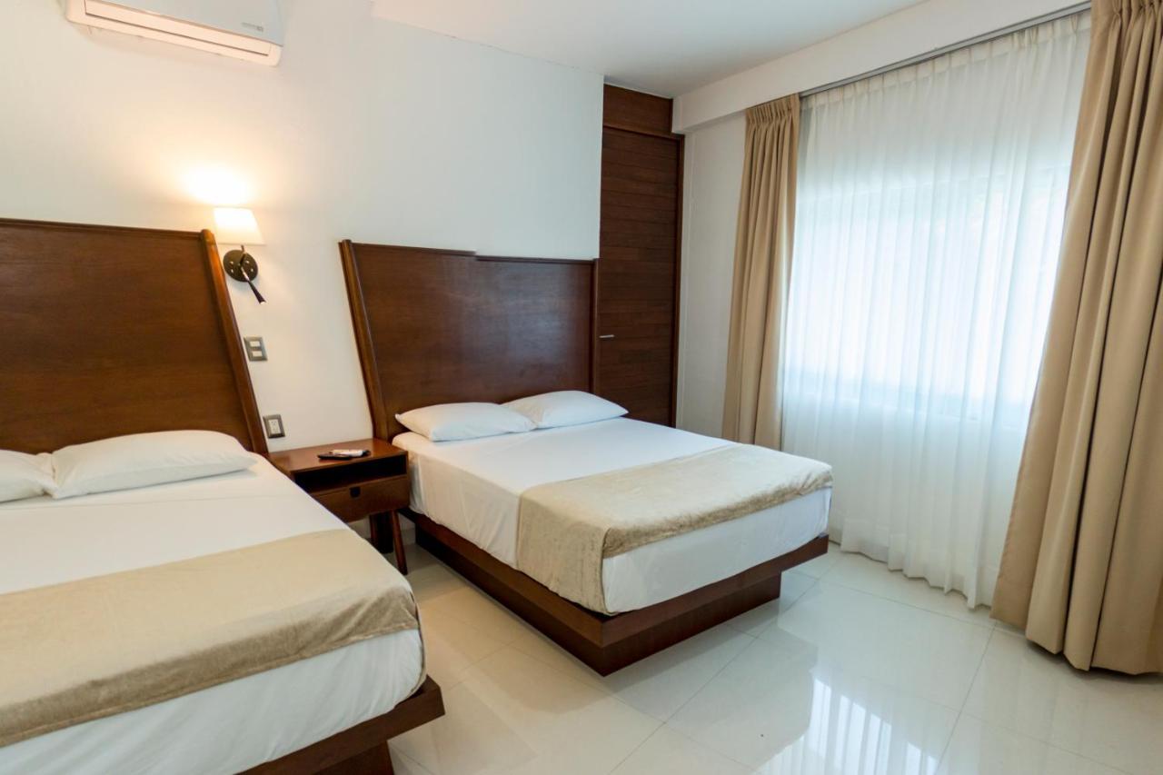 La Loma Suites Икстапа Екстериор снимка