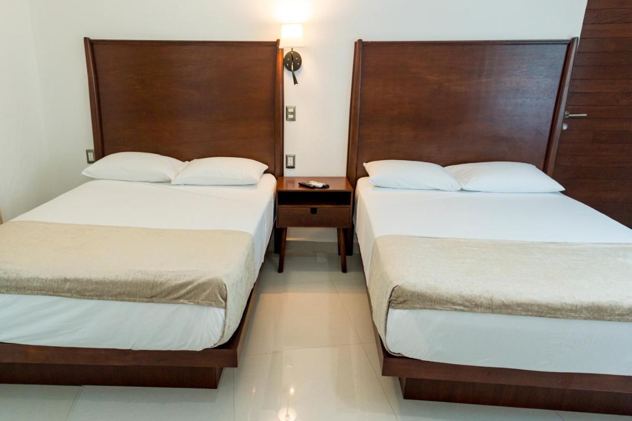 La Loma Suites Икстапа Екстериор снимка