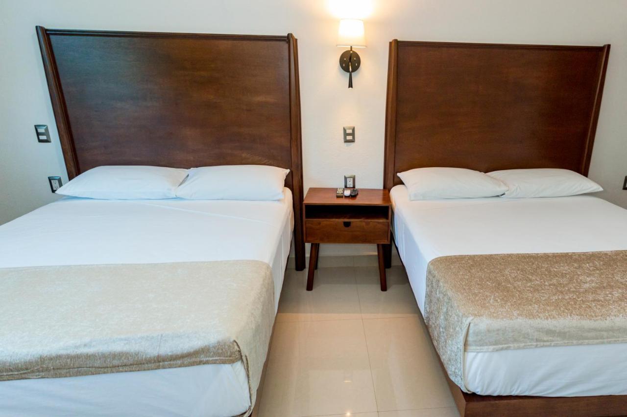 La Loma Suites Икстапа Екстериор снимка