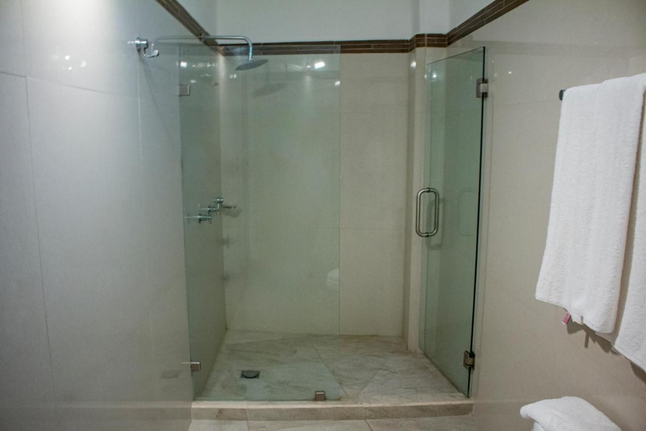 La Loma Suites Икстапа Екстериор снимка